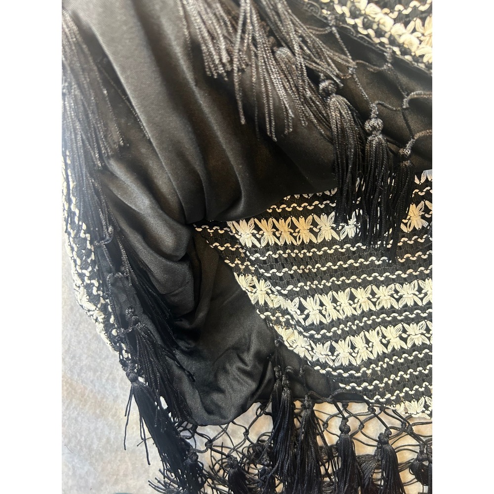 Fashion Nova‎ Bali Mami Crochet Mini Dress Black Cream Fringe 1X New With Tags - Picture 7 of 7
